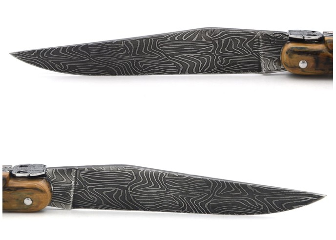 Laguiole 12cm, mitre centrale en météorite, lame Damas mosaïque