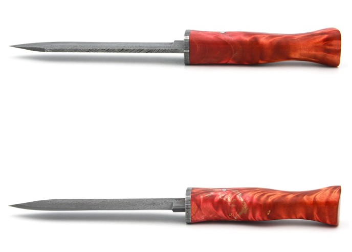 Dagger in red stabilised poplar wood with wild damascus steel blade