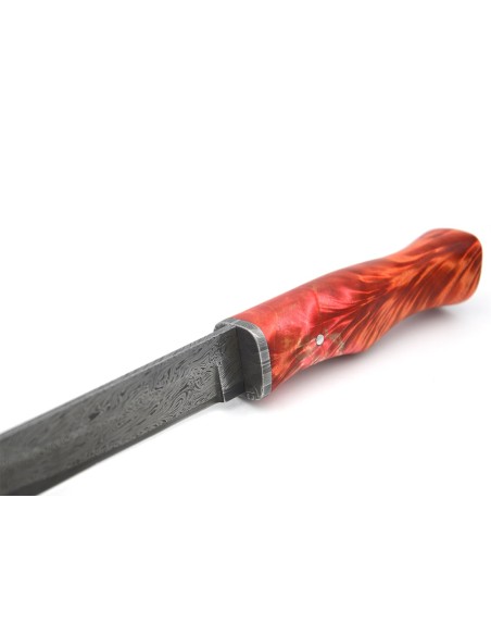 Dagger in red stabilised poplar wood with wild damascus steel blade