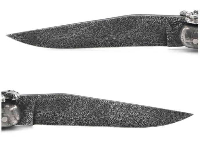 Laguiole folding knife with T. rex head motif mechanical bee