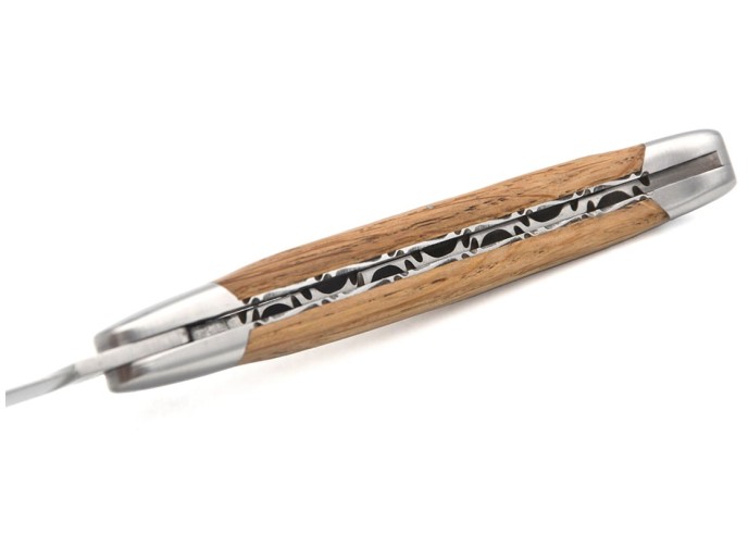 Laguiole with GI, top and bottom chiseling, barrel oak handle
