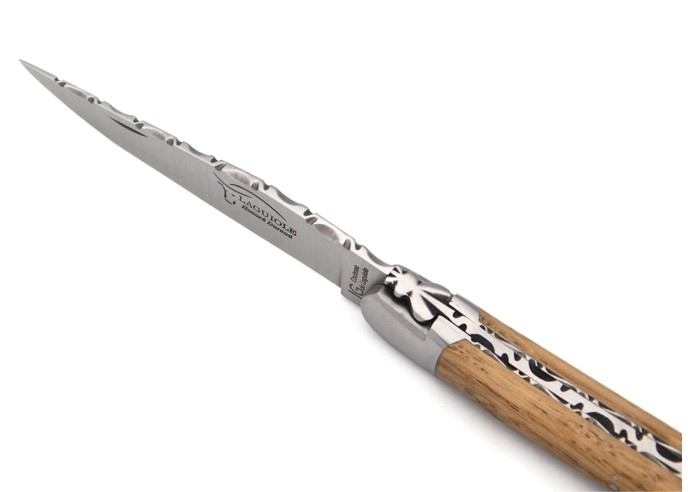 Laguiole with GI, top and bottom chiseling, barrel oak handle