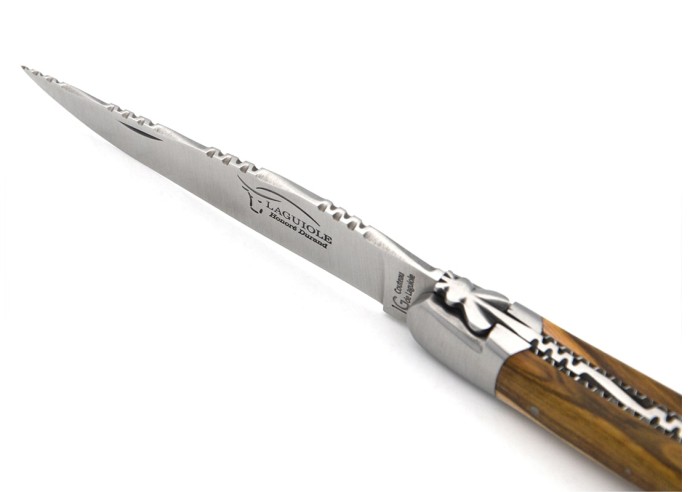 Laguiole unten und oben ziselierte, 12 cm Griff aus Pistazienbaum