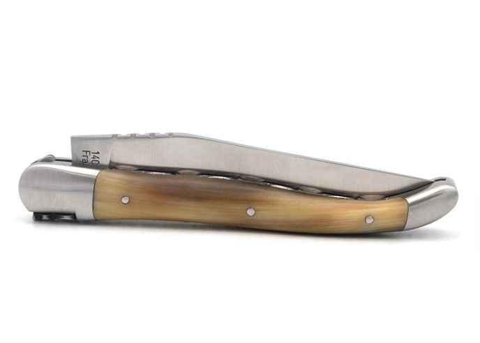 Laguiole with GI label, pale horntip handle, chiseled double plates