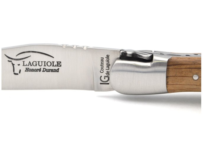 Laguiole-Messer mit GA, 12 cm Griff aus Fasseiche mit Korkenzieher