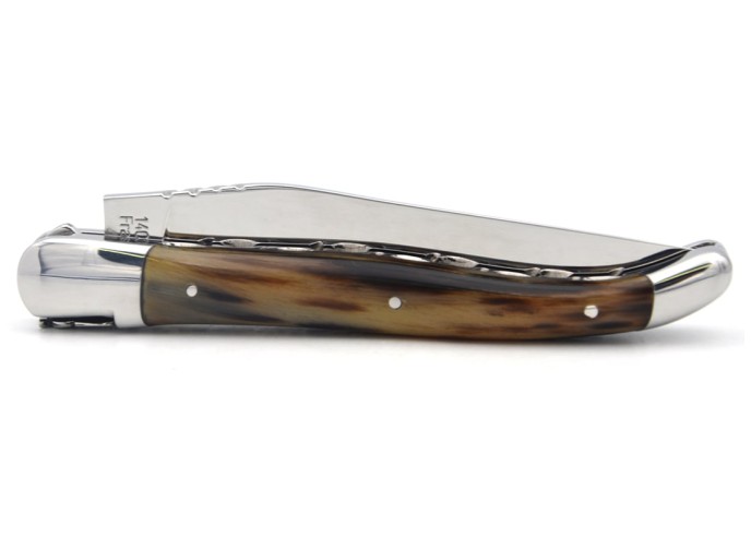 Couteau de Laguiole IG en pointe de corne claire, doubles platines