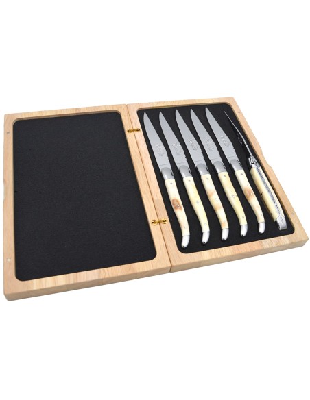 Laguiole Steakmesser, Heftbacken aus mattem Edelstahl, breiterer Griff aus Hornspitze
