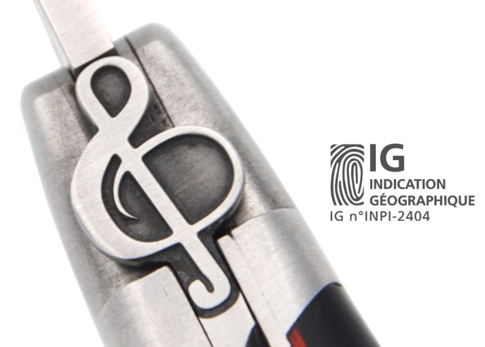 Couteau de Laguiole labellisé IG en ébène, manche de 12 cm