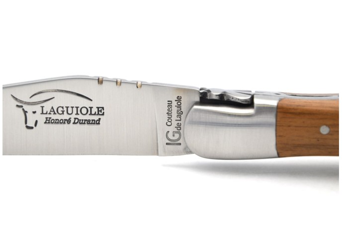 Laguiole knife with GI label, 12 cm walnut wood handle with corkscrew