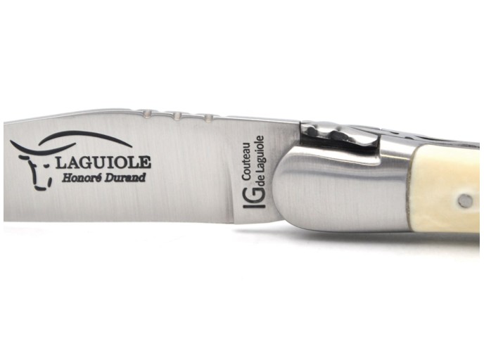 Couteau de Laguiole indication géographique en dent de phacochère