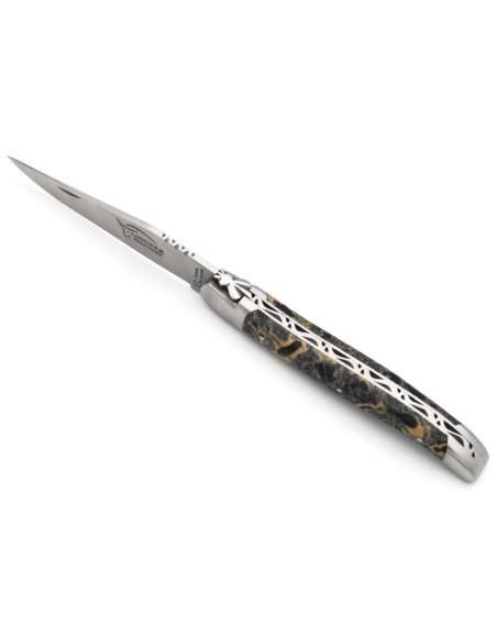 Couteau de Laguiole indication géographique en pierre de lave noire