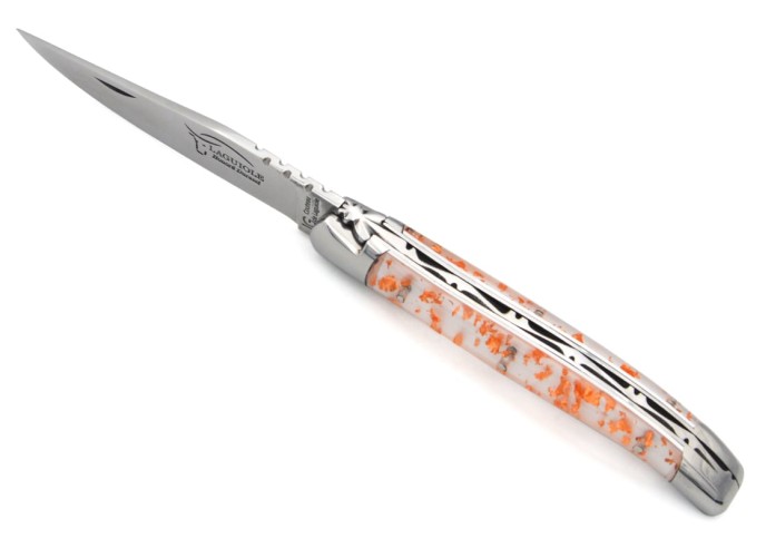 Couteau de Laguiole indication géographique en feuille de cuivre
