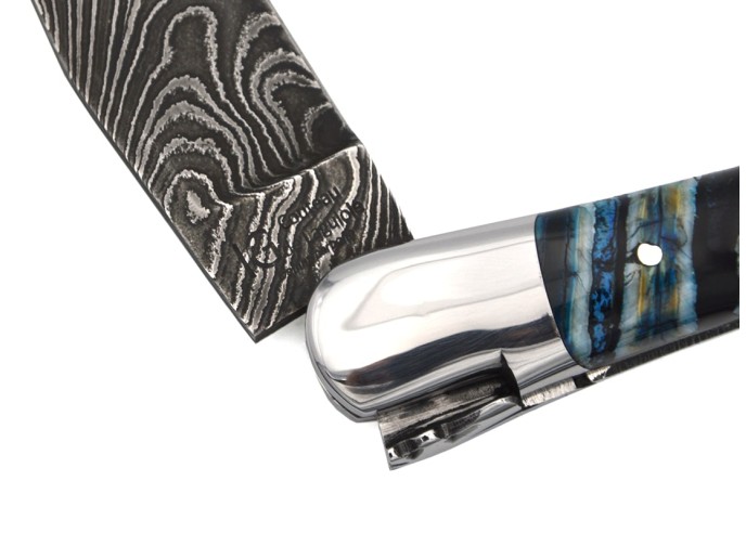 Laguiole with GI, 12cm blue mammoth molar handle, wild Damascus steel