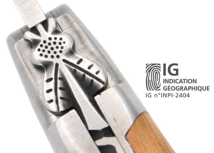 Laguiole mit GA, 12 cm Griff aus Wacholderholz,  Klassiche Biene Nr.1