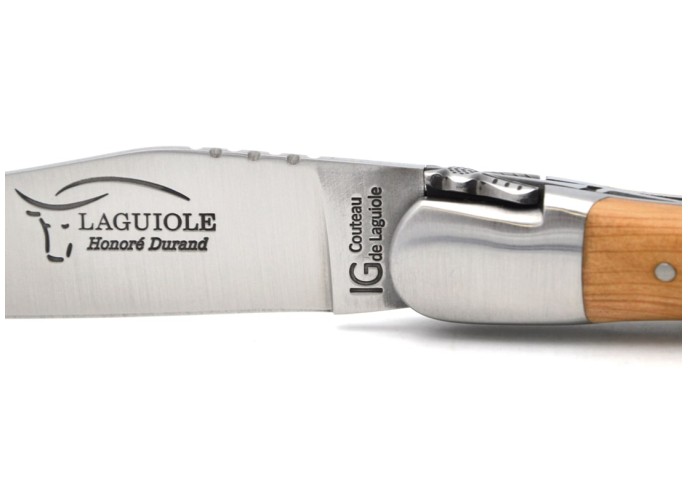 Laguiole knife with GI label, 12 cm juniper wood handle, classic bee n°1
