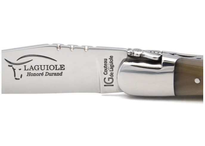 Couteau de Laguiole IG en pointe de corne claire, abeille classique n°2