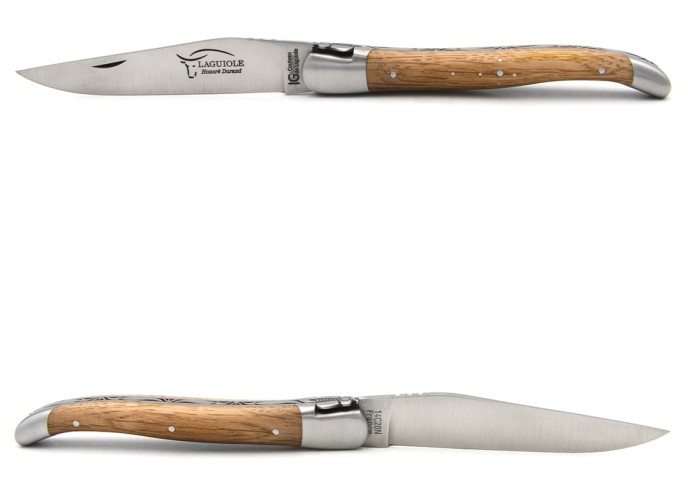Laguiole with Geographical Indication label, 12 cm barrel oak handle