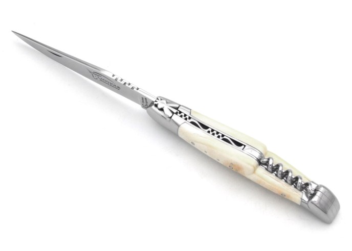 Couteau de Laguiole labellisé indication géographique en Phacochère avec tire-bouchon, manche de 12 cm, finition inox brillant